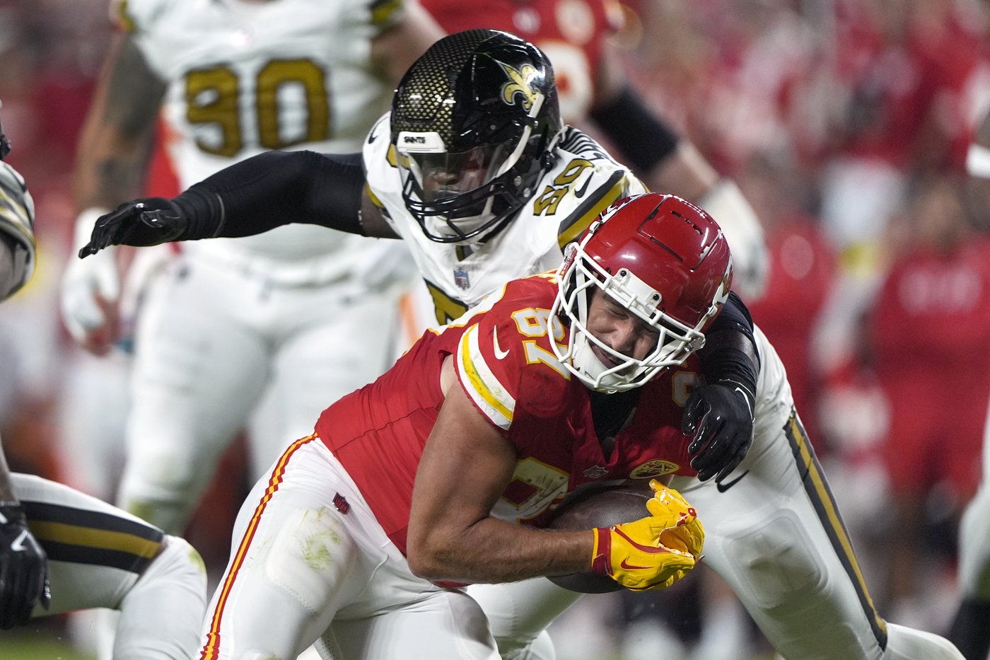 Saints' Khalen Saunders makes memorable return to Arrowhead Stadium in front of Taylor Swift | iNFOnews.ca Saints' Khalen Saunders makes memorable return to Arrowhead Stadium in front of Taylor Swift | iNFOnews.ca