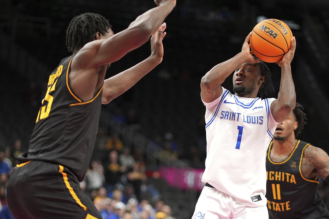 Justin Hill scores 17 as Wichita State downs Saint Louis 88-63 | iNFOnews.ca