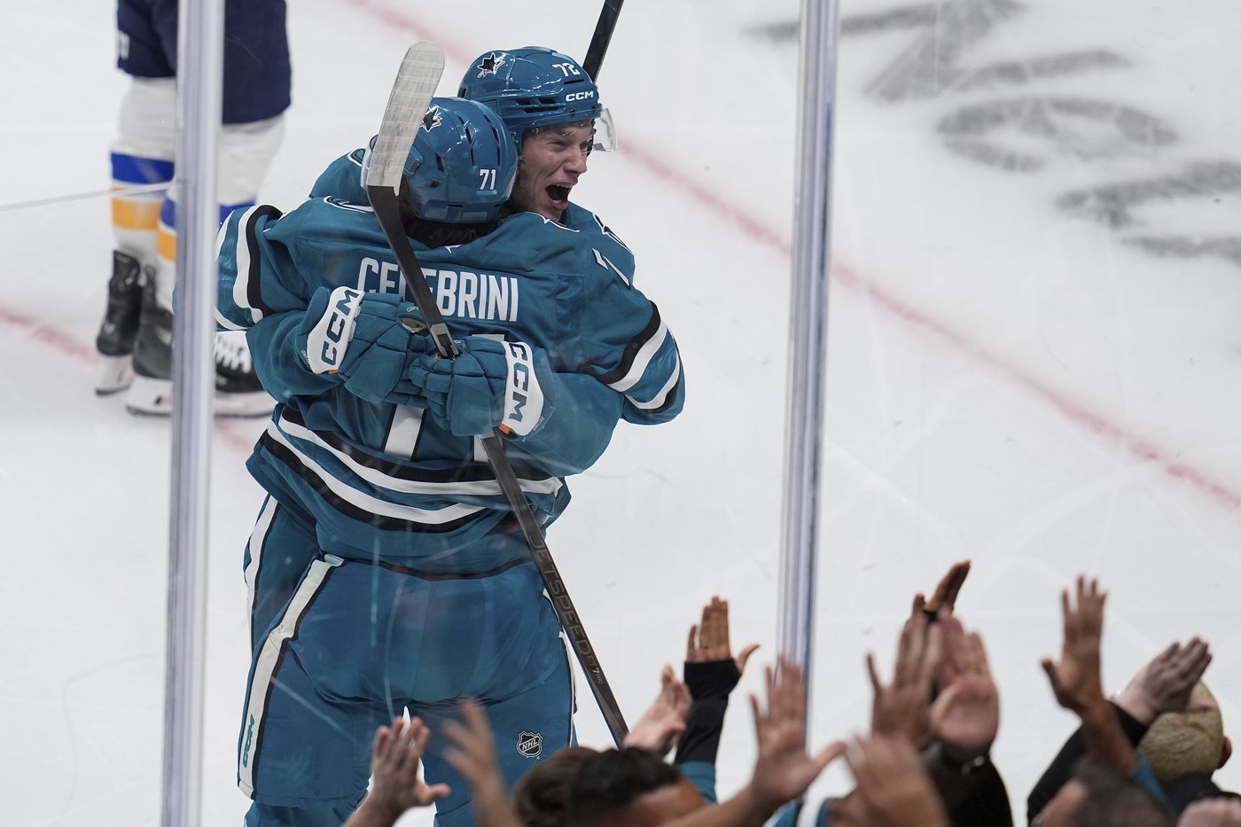 18-year-old Macklin Celebrini scores a goal in his hyped debut for the Sharks | iNFOnews.ca