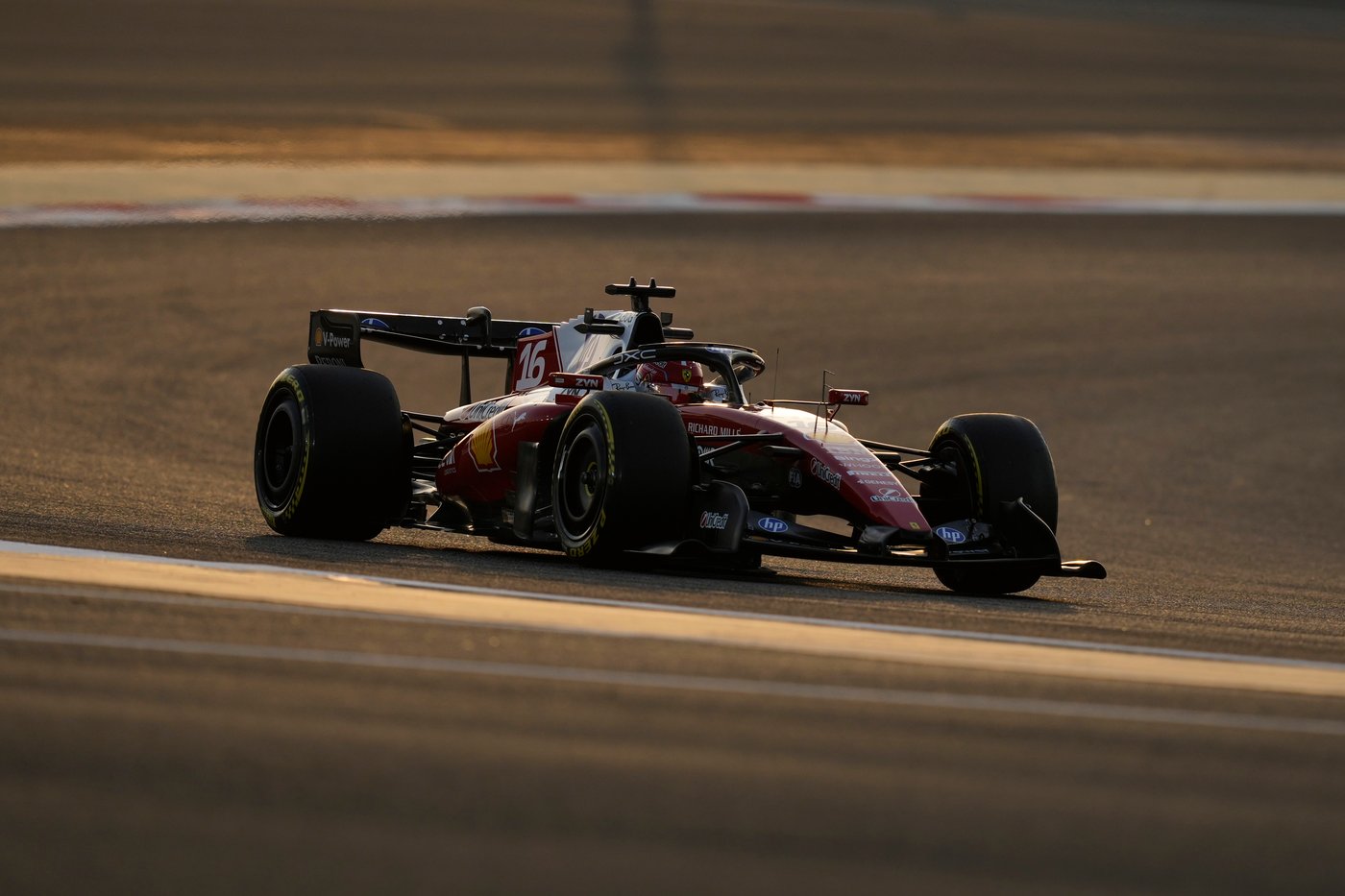 Lando Norris fastest but Verstappen stays close as F1 testing begins in Bahrain | iNFOnews.ca Lando Norris fastest but Verstappen stays close as F1 testing begins in Bahrain | iNFOnews.ca