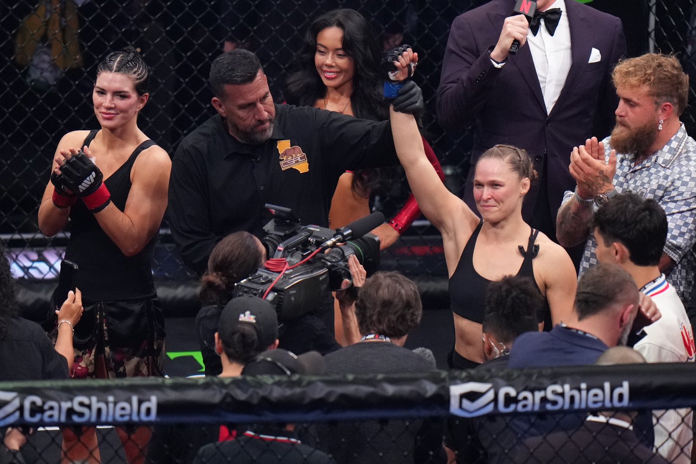 Rousey's return draws US-record MMA viewership for Netflix | iNFOnews.ca