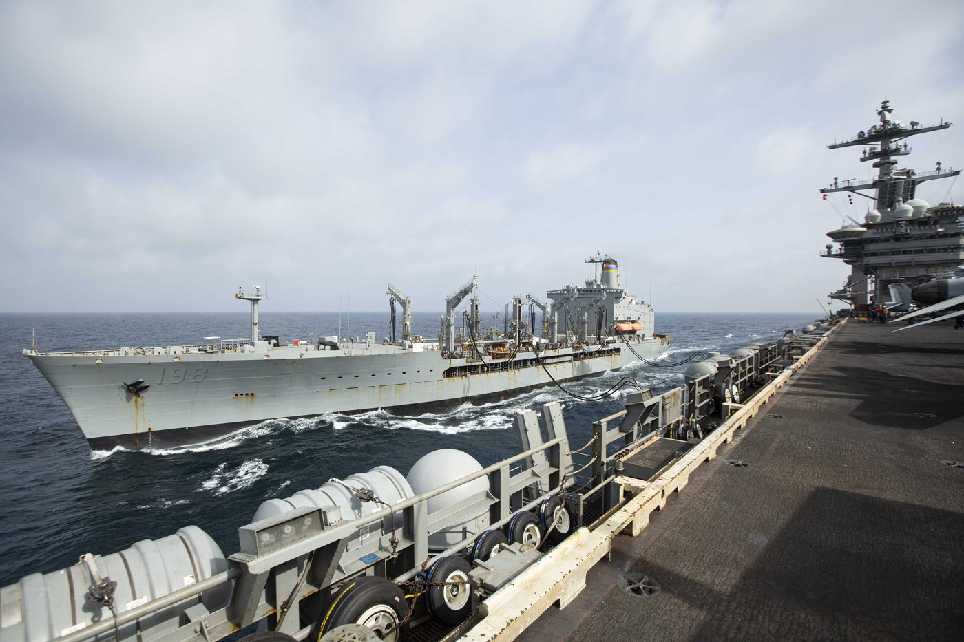 US Navy replenishment ship damaged after refueling warships in the Middle East | iNFOnews.ca