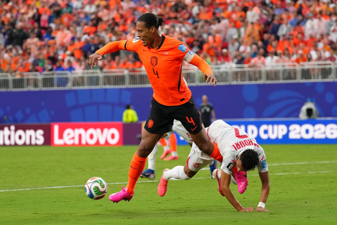 Brian Brobbey and the Dutch roll in the rain to a 3-1 win over Tunisia to top World Cup Group F | iNFOnews.ca Brian Brobbey and the Dutch roll in the rain to a 3-1 win over Tunisia to top World Cup Group F | iNFOnews.ca