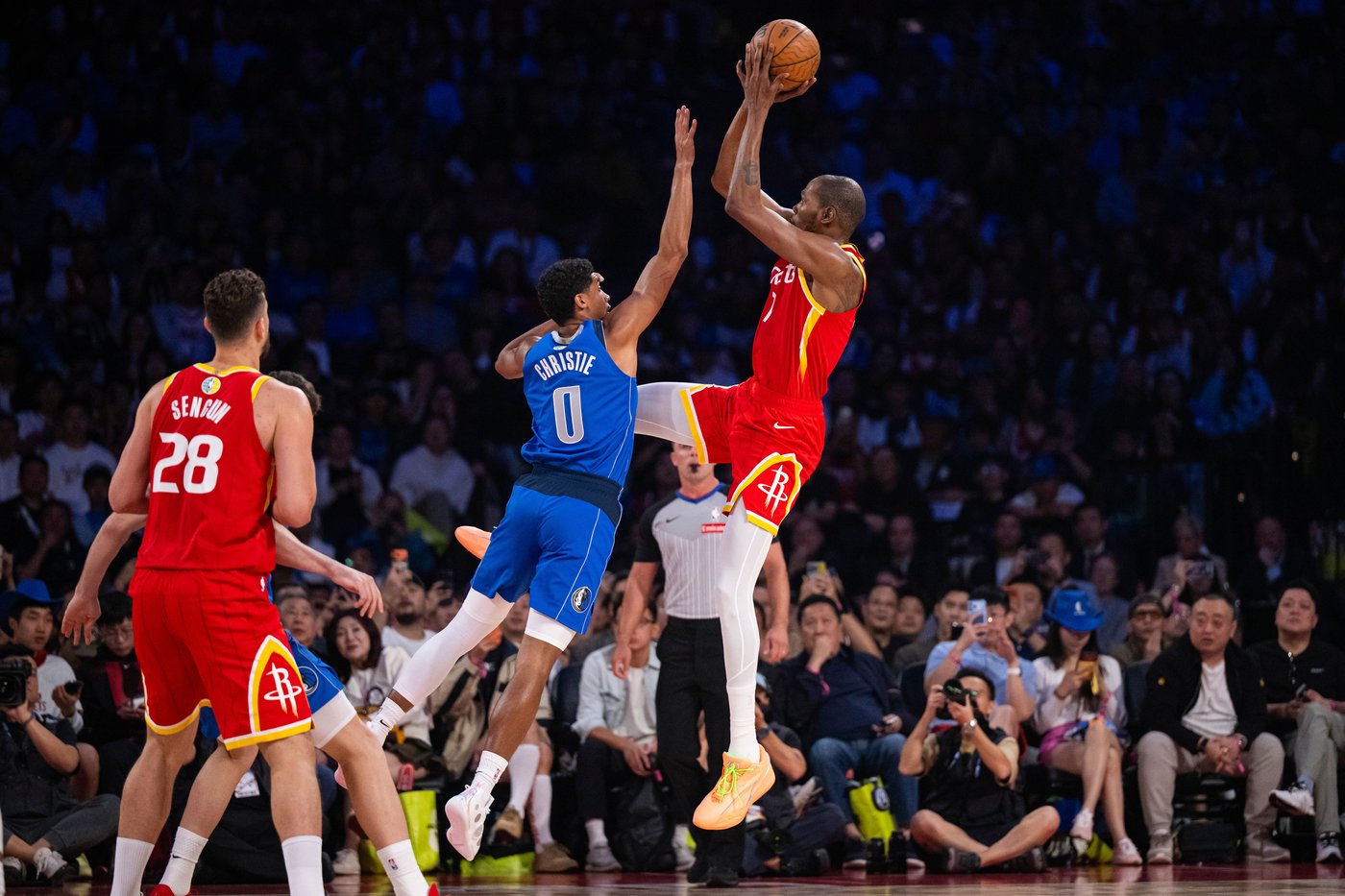 Fred VanVleet back from injury as Rockets chase deeper playoff run | iNFOnews.ca Fred VanVleet back from injury as Rockets chase deeper playoff run | iNFOnews.ca