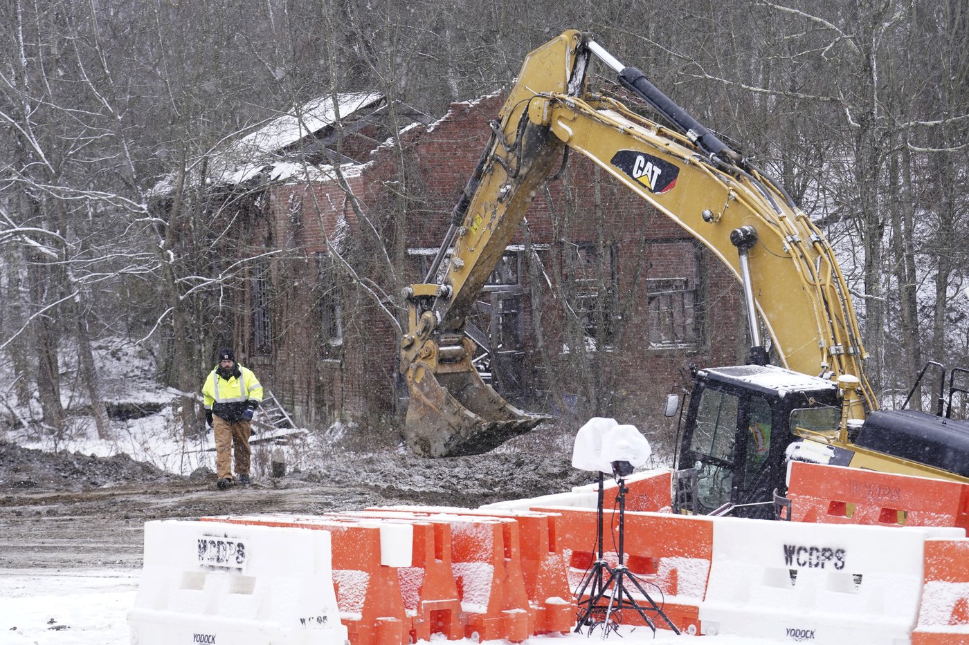 Coroner says searchers think they have found missing Pennsylvania woman last seen near sinkhole | iNFOnews.ca