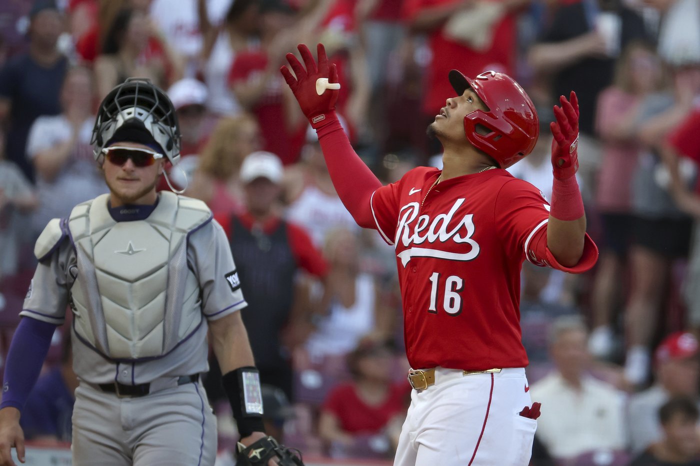 Benson triples and scores on 9th-inning error to left the Reds past the Rockies, 4-3 | iNFOnews.ca