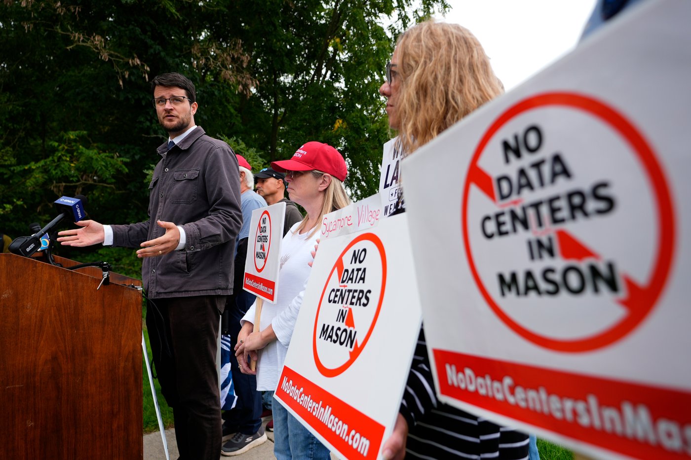 AI fears are fueling progressive Democrat's campaign in Michigan battleground district | iNFOnews.ca