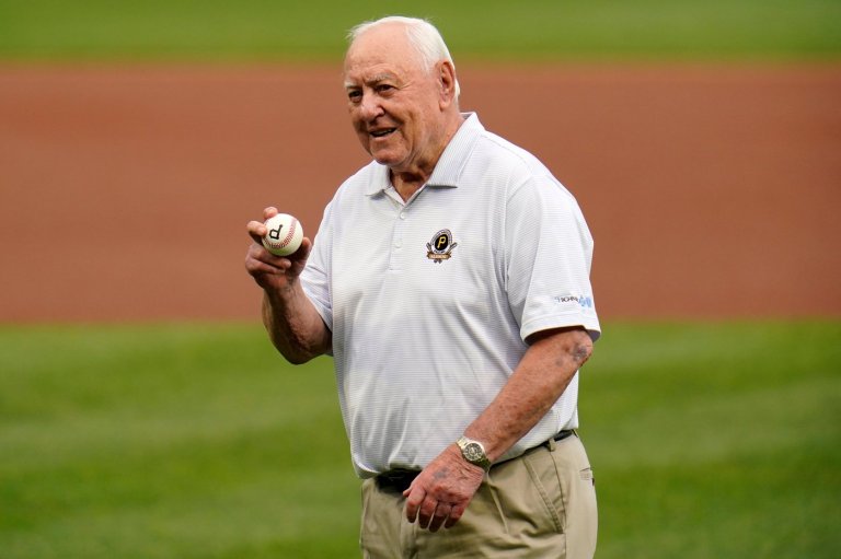 Baseball Hall of Famer Bill Mazeroski, known for walk-off home run in 1960 World Series, dies at 89 | iNFOnews.ca