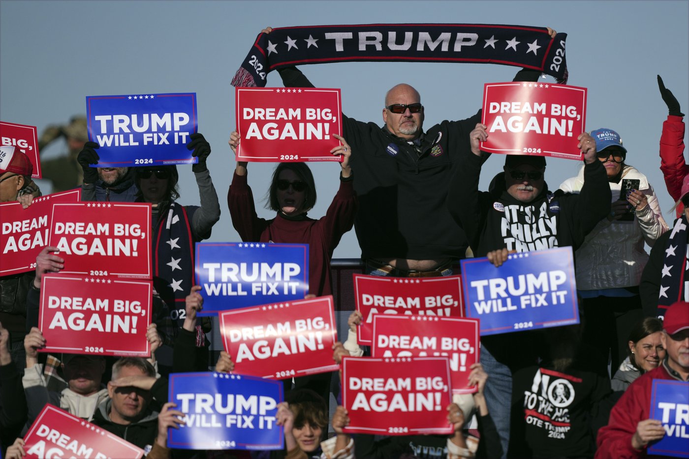 Trump talks about reporters being shot and says he shouldn't have left White House after 2020 loss | iNFOnews.ca Trump talks about reporters being shot and says he shouldn't have left White House after 2020 loss | iNFOnews.ca