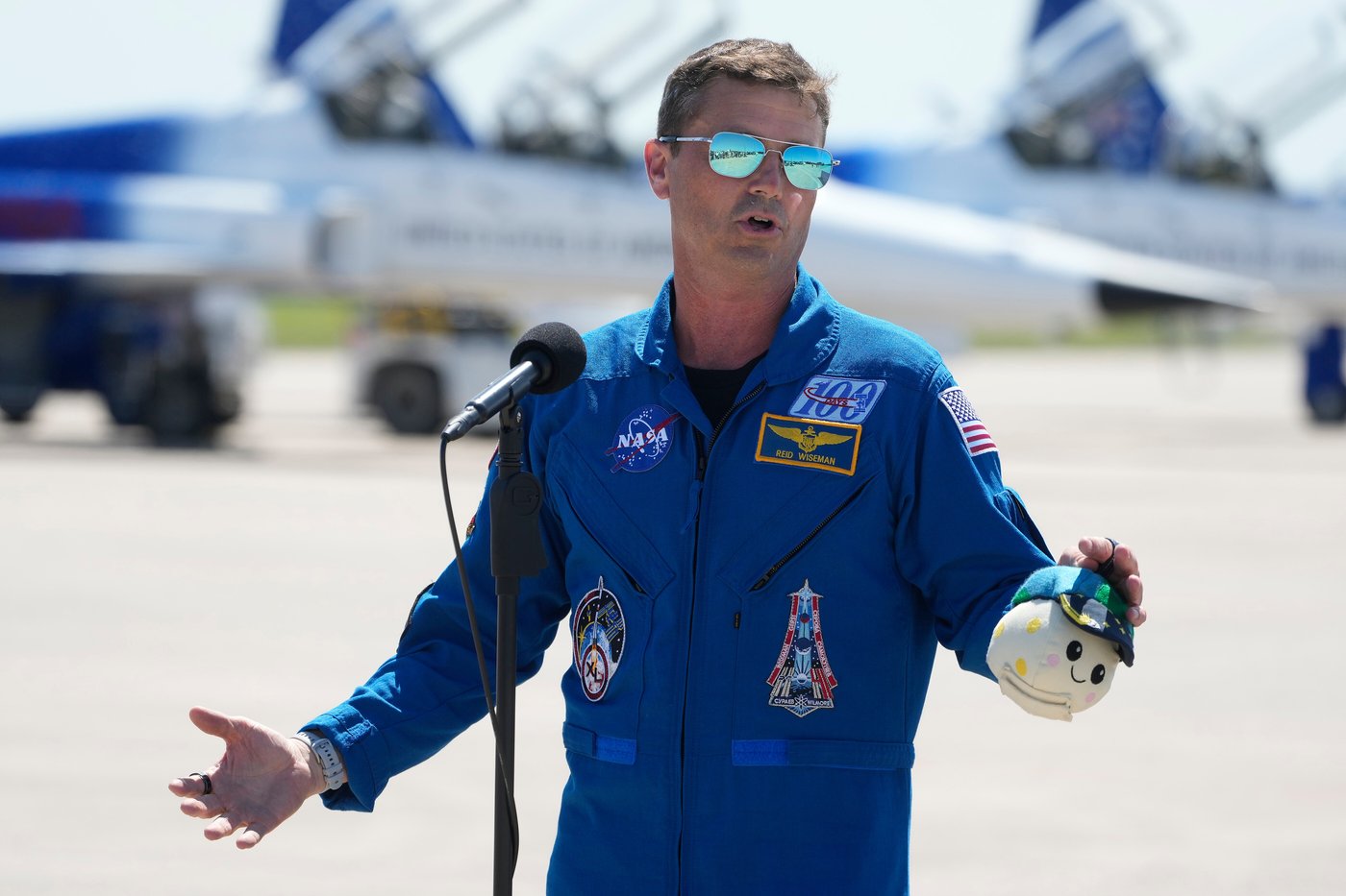 Artemis II astronauts arrive at Florida launch site for first moon trip in 53 years | iNFOnews.ca
