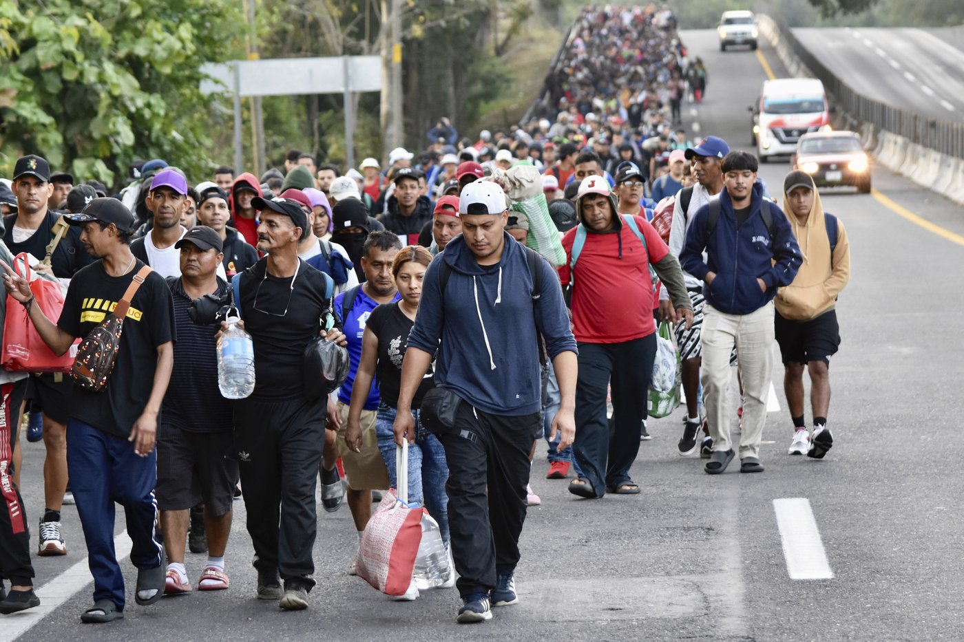 Trump suspends asylum system, leaving immigrants to face an uncertain future | iNFOnews.ca