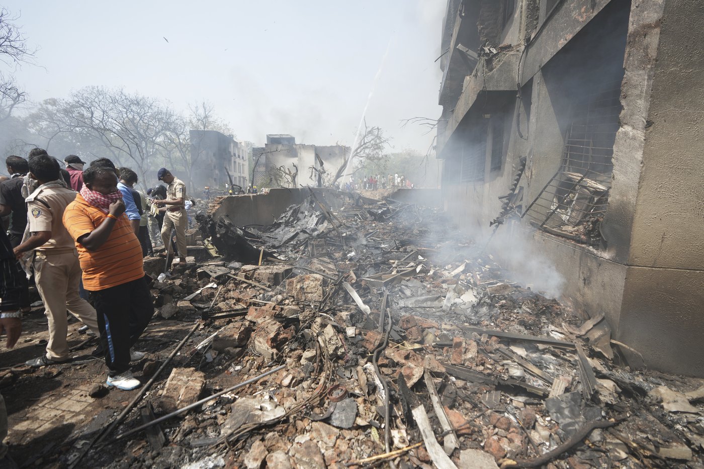 PHOTO COLLECTION: India Plane Crash | iNFOnews.ca PHOTO COLLECTION: India Plane Crash | iNFOnews.ca