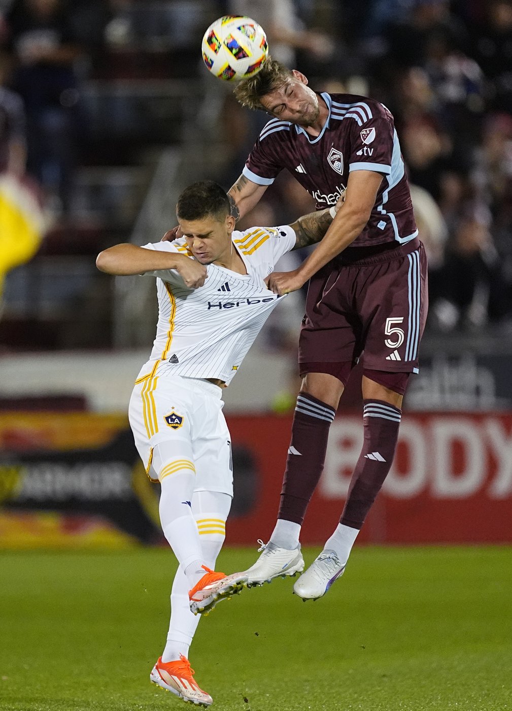 Gabriel Pec, Riqui Puig spark Galaxy to 3-1 victory over Rapids | iNFOnews.ca