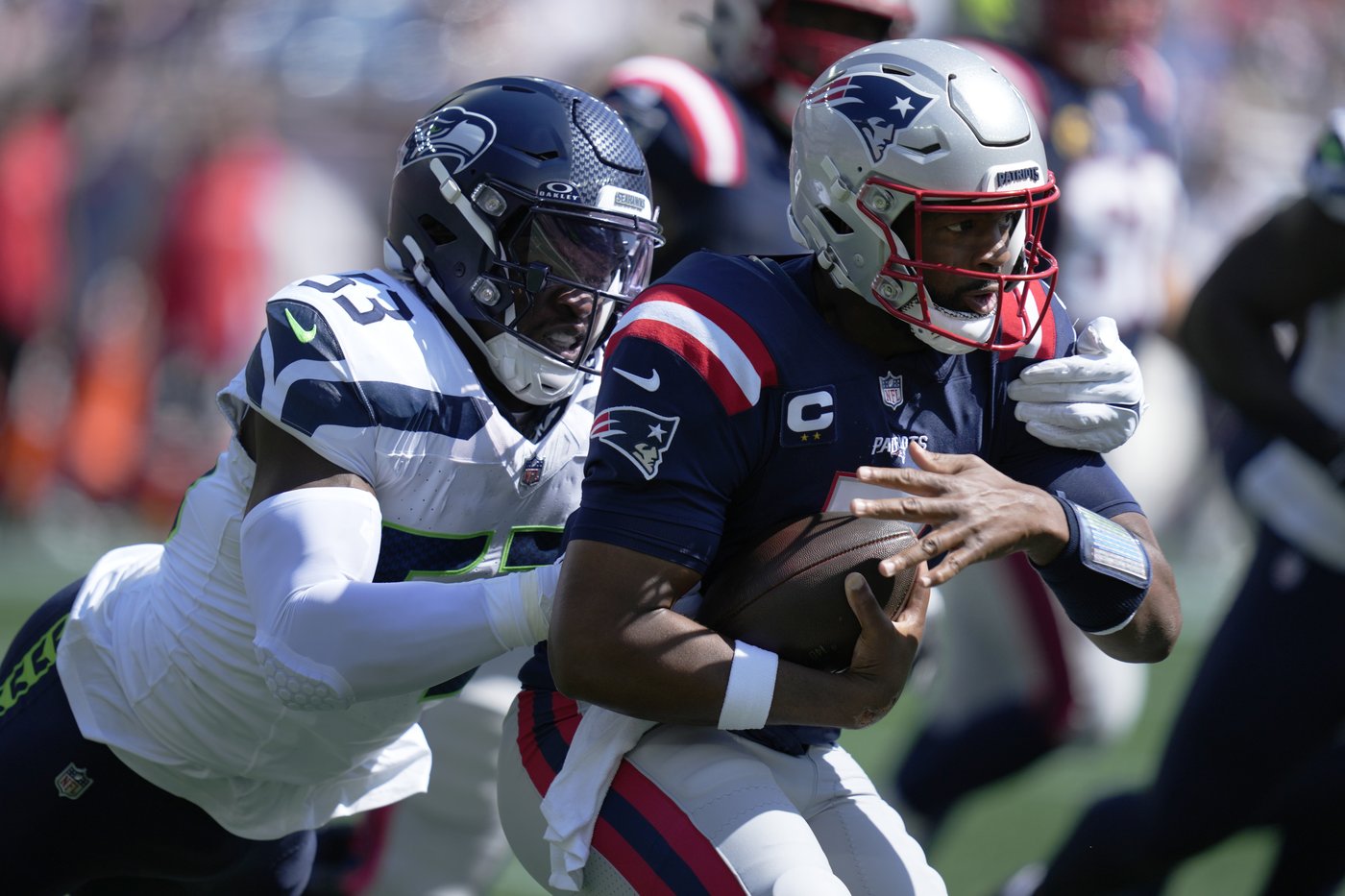 Dolphins turn focus to Skylar Thompson at QB with Tua out, heading West to face the 2-0 Seahawks | iNFOnews.ca