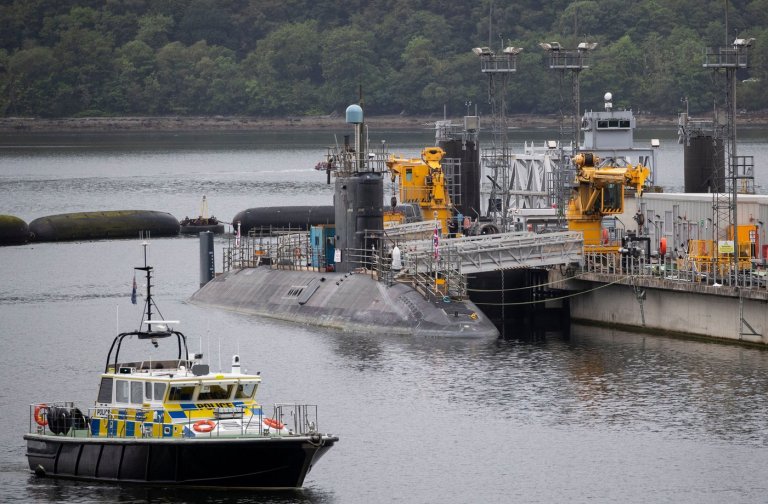 Iranian and Romanian charged after trying to enter UK's nuclear submarine base | iNFOnews.ca