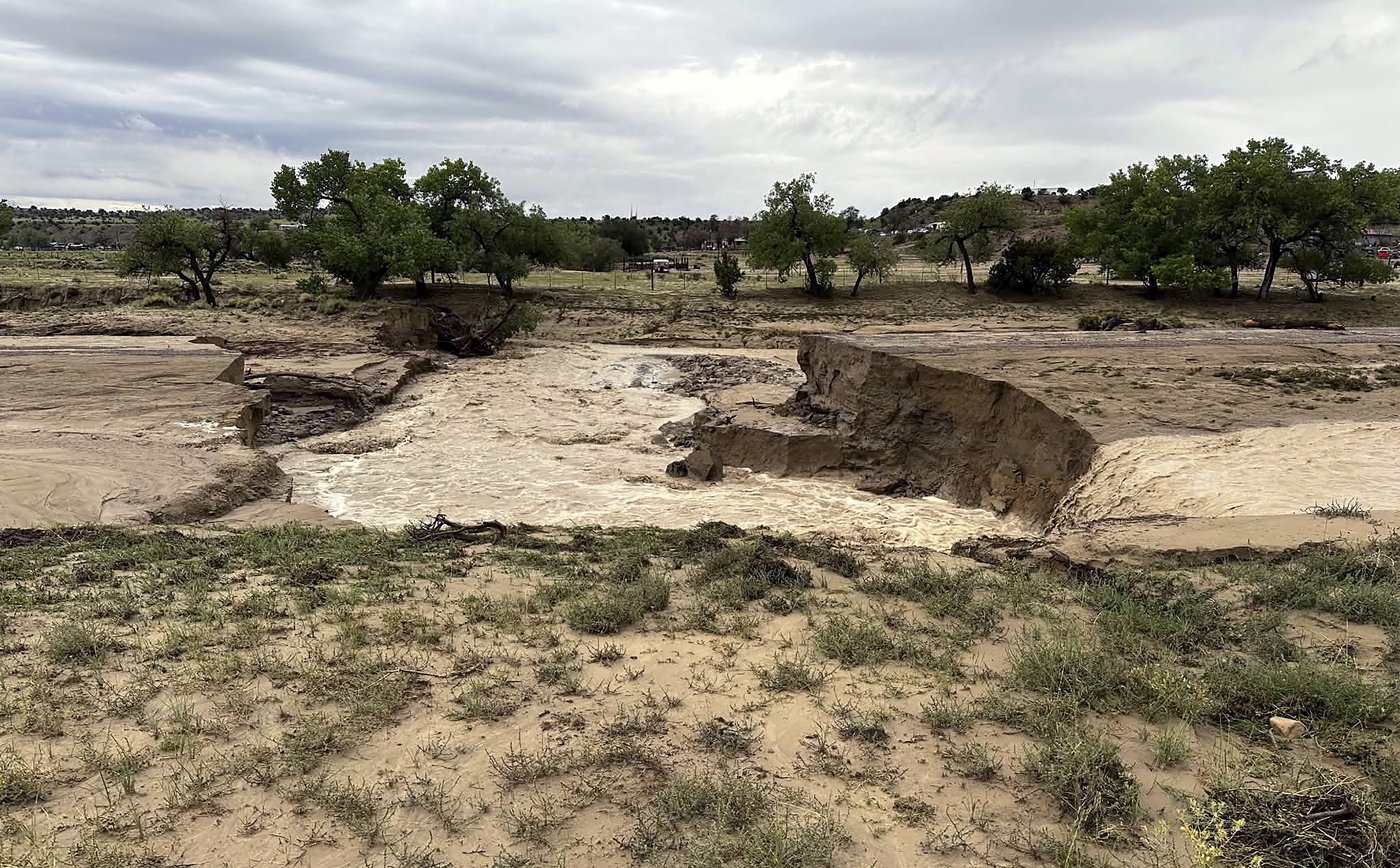 3 killed in Navajo Nation flood include 7-year-old preparing for her birthday | iNFOnews.ca 3 killed in Navajo Nation flood include 7-year-old preparing for her birthday | iNFOnews.ca