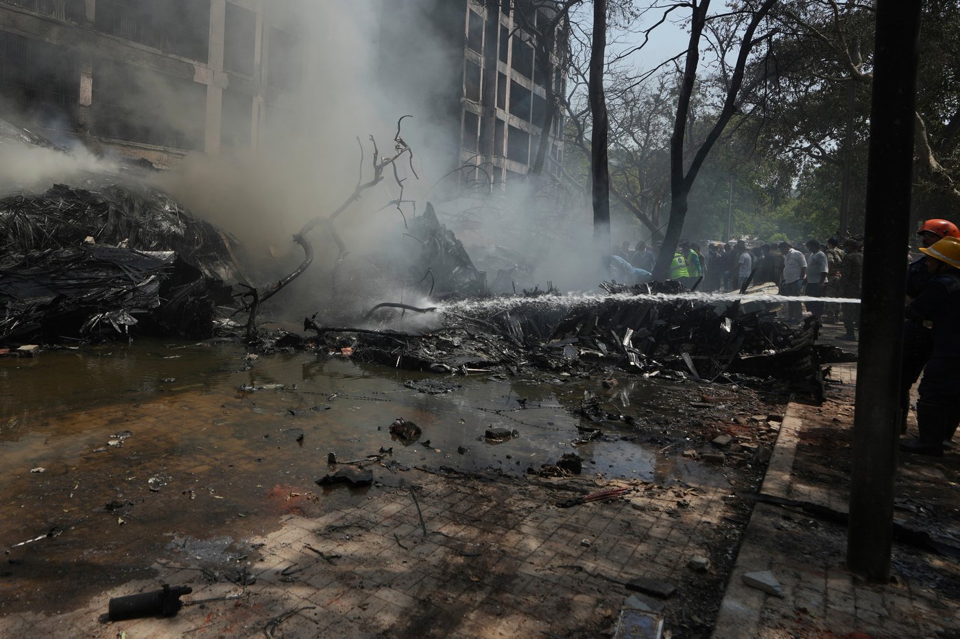 PHOTO COLLECTION: India Plane Crash | iNFOnews.ca PHOTO COLLECTION: India Plane Crash | iNFOnews.ca