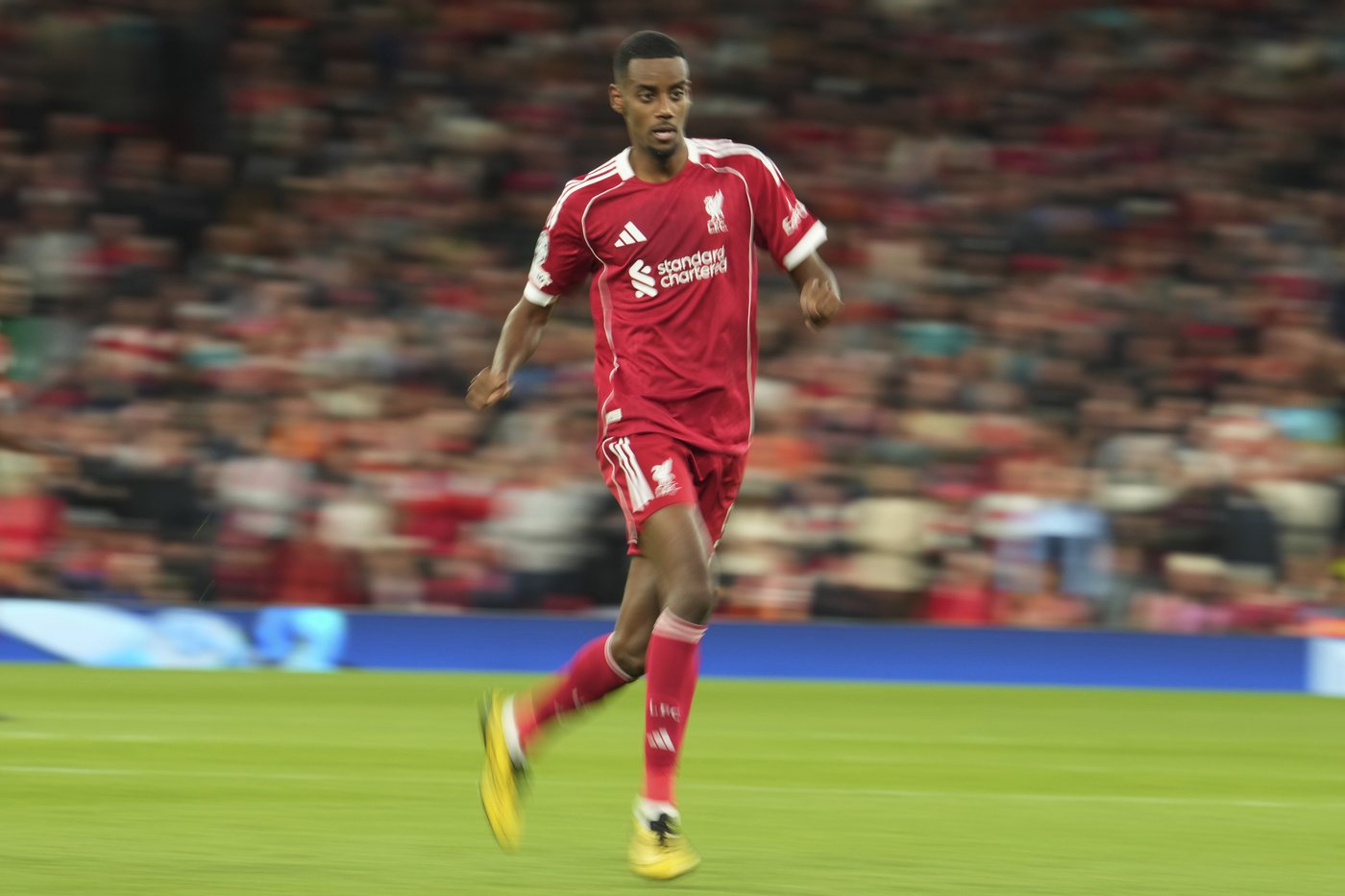 Alexander Isak upstaged as he makes his Liverpool debut in the Champions League | iNFOnews.ca
