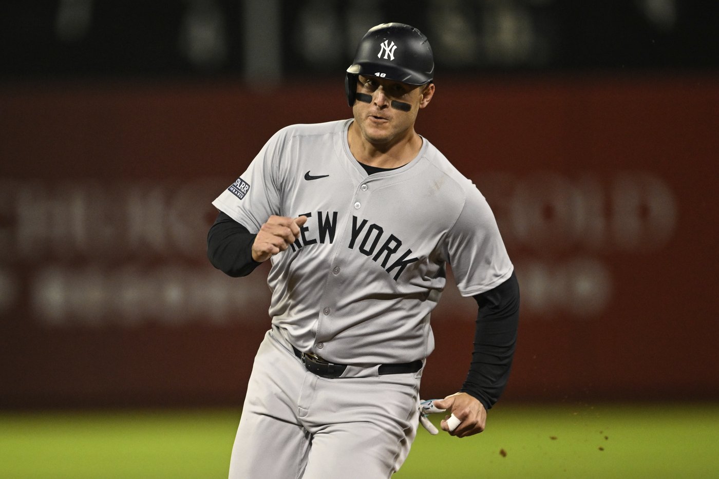 Yankees' Anthony Rizzo to miss AL Division Series because of fractured fingers | iNFOnews.ca Yankees' Anthony Rizzo to miss AL Division Series because of fractured fingers | iNFOnews.ca