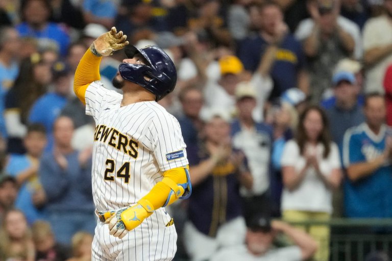 Jackson Chourio and William Contreras homer early in Brewers' 5-3 victory over Rangers | iNFOnews.ca