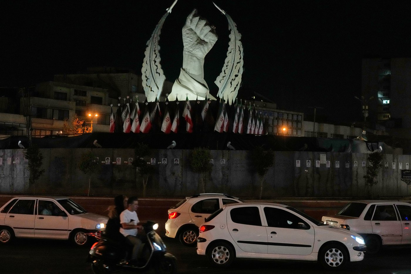 The Latest: US carries out more strikes on Iran in push to reopen the Strait of Hormuz | iNwheels