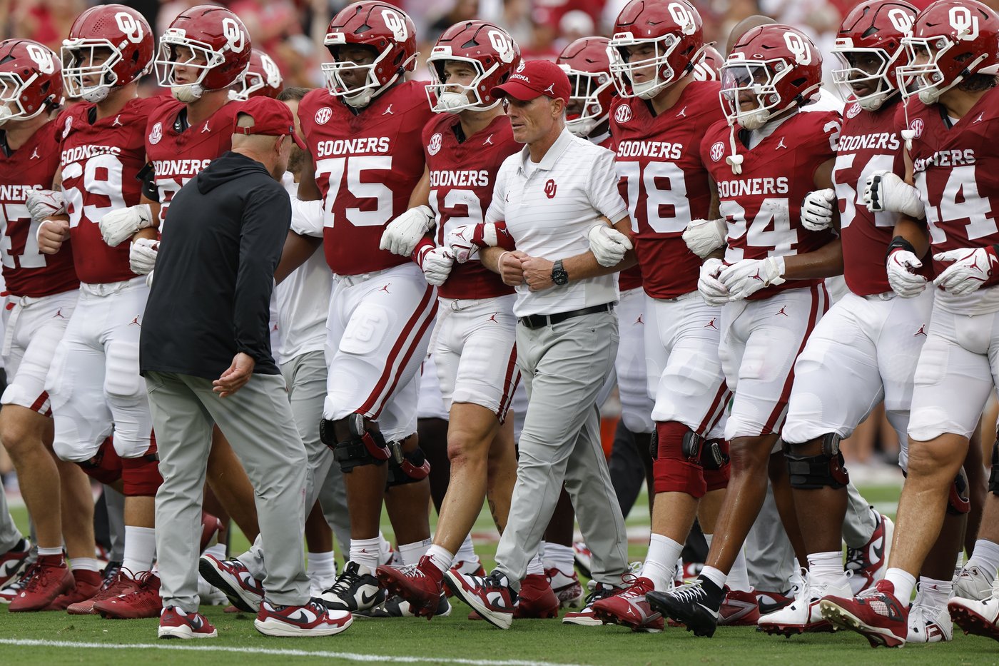 Venables, Oklahoma could take major step forward vs. fellow blue blood Michigan | iNFOnews.ca Venables, Oklahoma could take major step forward vs. fellow blue blood Michigan | iNFOnews.ca