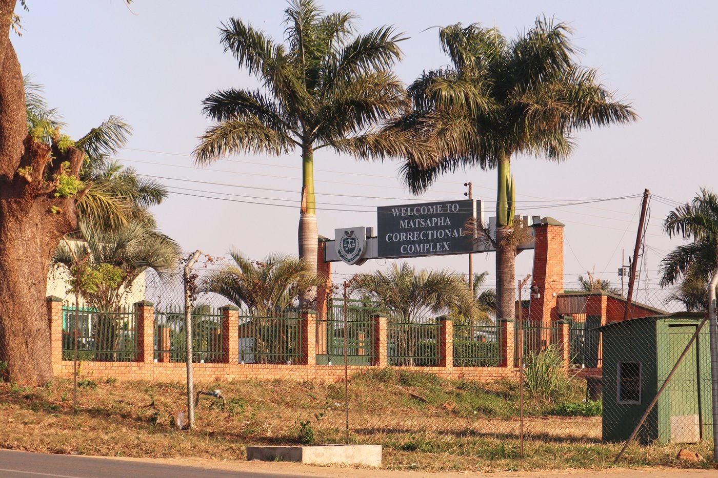 Lawyer says he's not been allowed to see 5 immigrants deported by the US to a prison in Eswatini | iNFOnews.ca