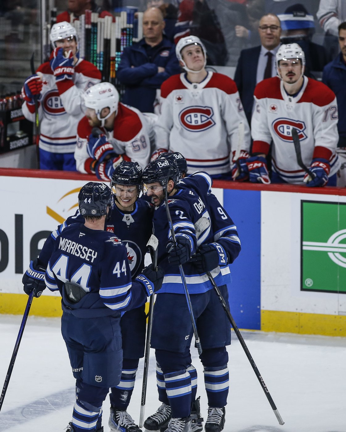 Hellebuyck frustrates Canadiens as Jets win 4-2 | iNFOnews.ca