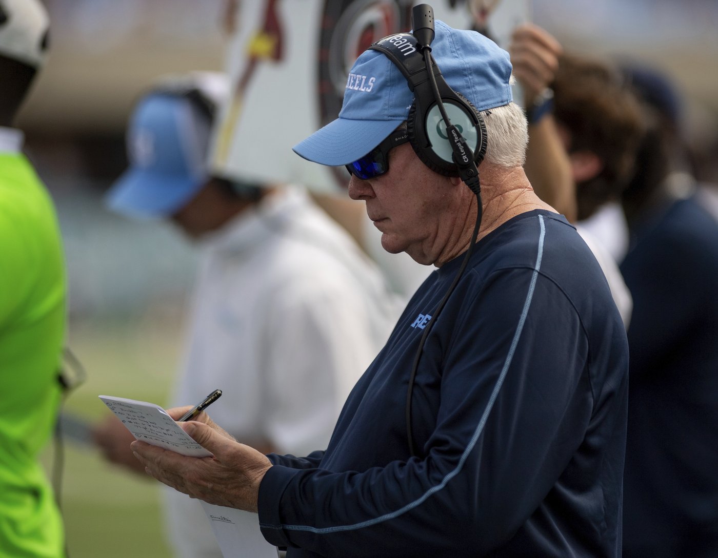 UNC's Mack Brown 'disappointed in me' after locker-room comments following James Madison loss | iNFOnews.ca