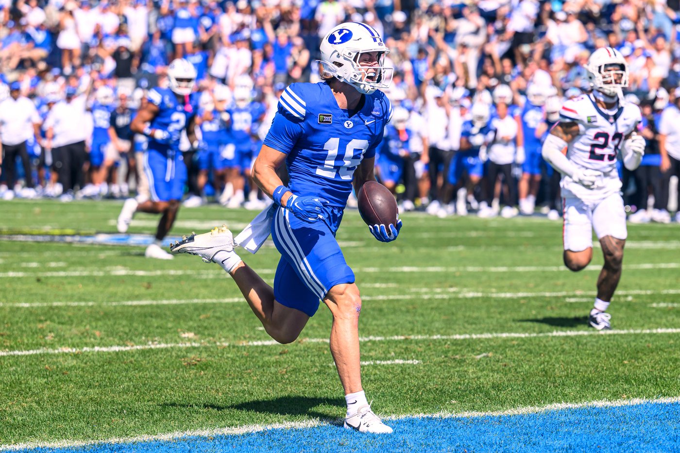 Bear Bachmeier throws 3 TDs as No. 15 BYU beats Arizona 28-17 | iNFOnews.ca