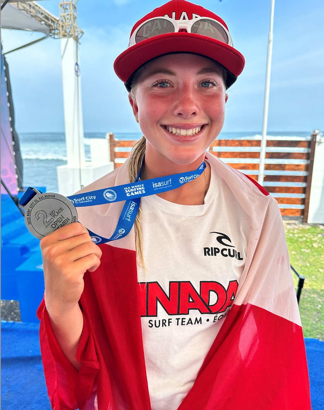 Teenage surfer Erin Brooks making waves, moving up the world surfing ladder | iNFOnews.ca Teenage surfer Erin Brooks making waves, moving up the world surfing ladder | iNFOnews.ca