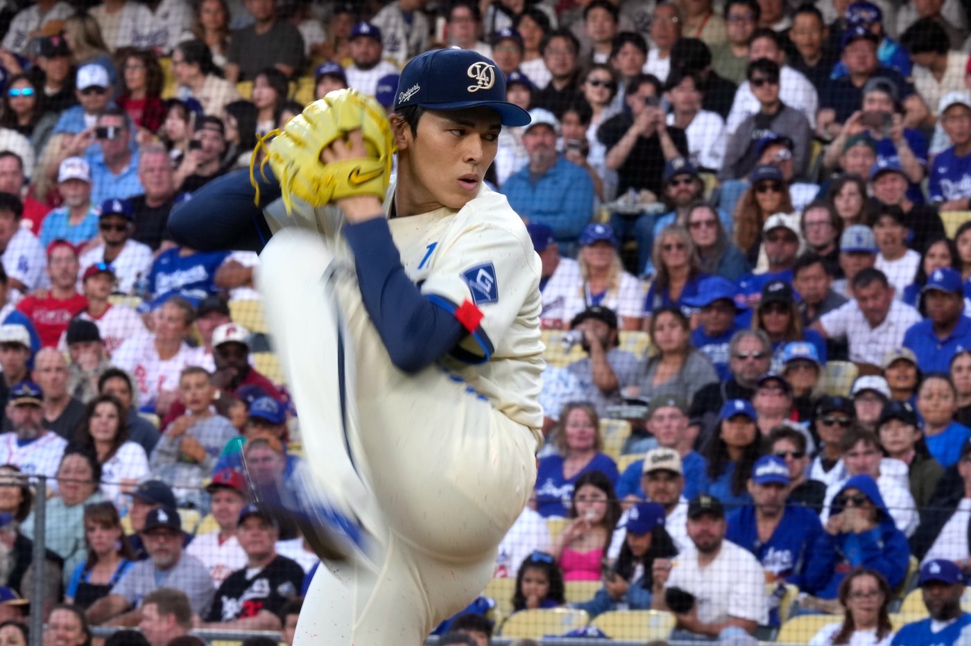 Phillies rally past the Dodgers 4-3 on Edmundo Sosa's homer in 8th | iNFOnews.ca