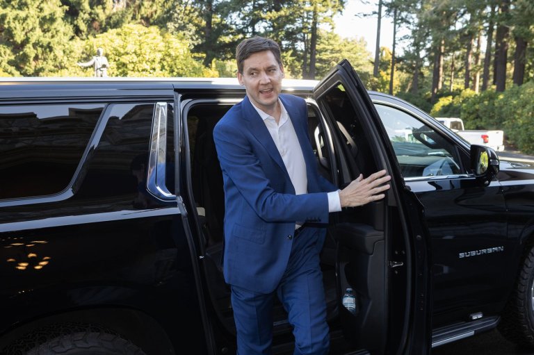 B.C. Premier David Eby arrives at Government House, with election call expected | iNFOnews.ca