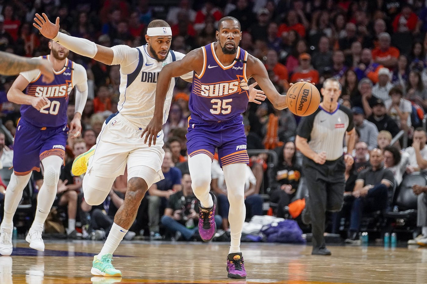 Kevin Durant becomes the 8th NBA player to reach 29,000 career points, helps Suns beat Mavs | iNFOnews.ca Kevin Durant becomes the 8th NBA player to reach 29,000 career points, helps Suns beat Mavs | iNFOnews.ca
