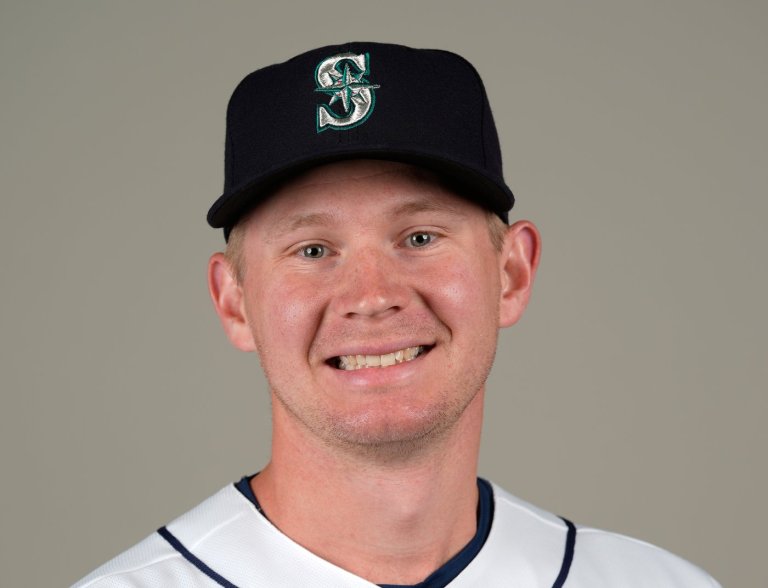 Mariners recall righty Alex Hoppe from Triple-A Tacoma, designate Casey Legumina for assignment | iNFOnews.ca