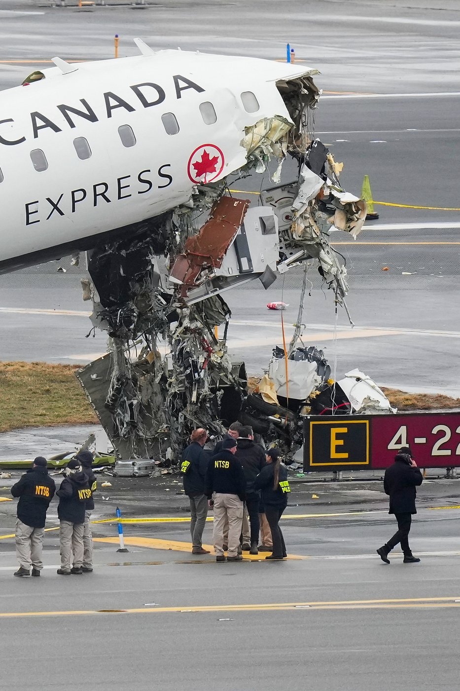 See the world in vertical: Top photos by AP photojournalists | iNFOnews.ca