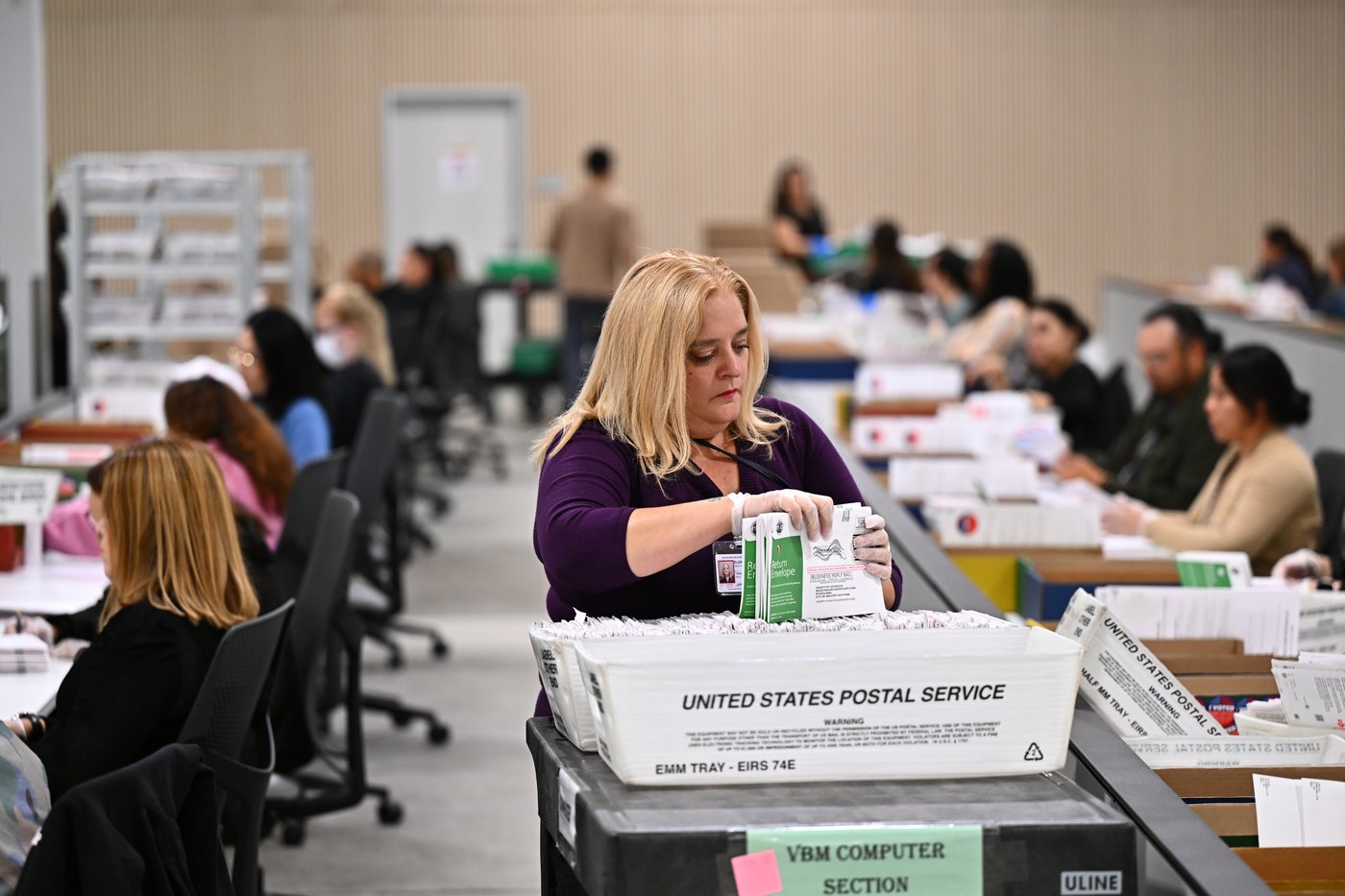 Judge removes one hurdle for Trump mail voting order as states file new challenge before midterms | iNFOnews.ca
