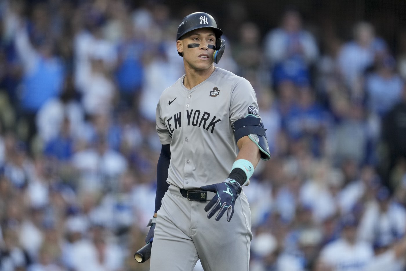 Freeman hits 1st game-ending slam in World Series history as Dodgers top Yankees 6-3 in opener | iNFOnews.ca