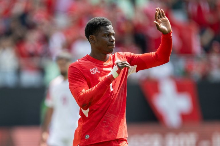 World Cup delay for Switzerland's Embolo while US reviews his travel document | iNFOnews.ca