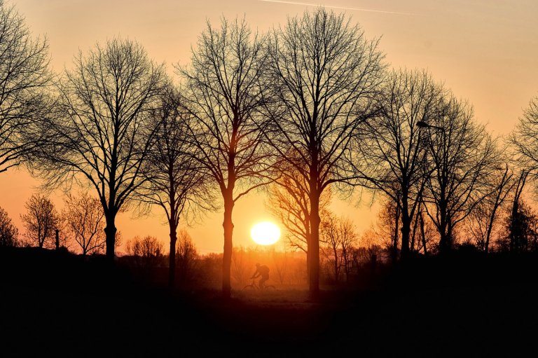 Clock change marks progress for some Canadians, but is a pain for others | iNFOnews.ca