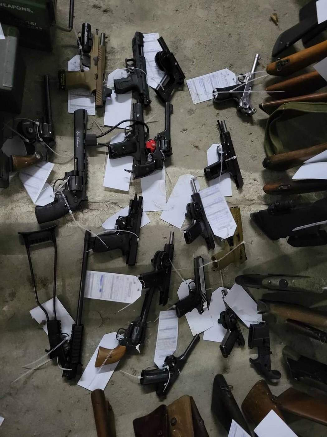 Armed Forces members part of alleged terror plot to take over land in Quebec: RCMP | iNFOnews.ca