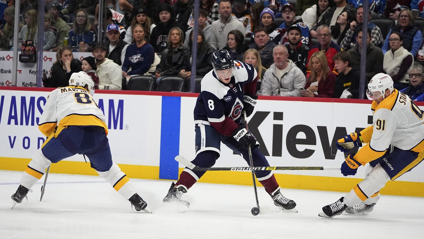 Blackwood has 38 saves in debut, Avalanche beat Predators 5-2 | iNFOnews.ca Blackwood has 38 saves in debut, Avalanche beat Predators 5-2 | iNFOnews.ca