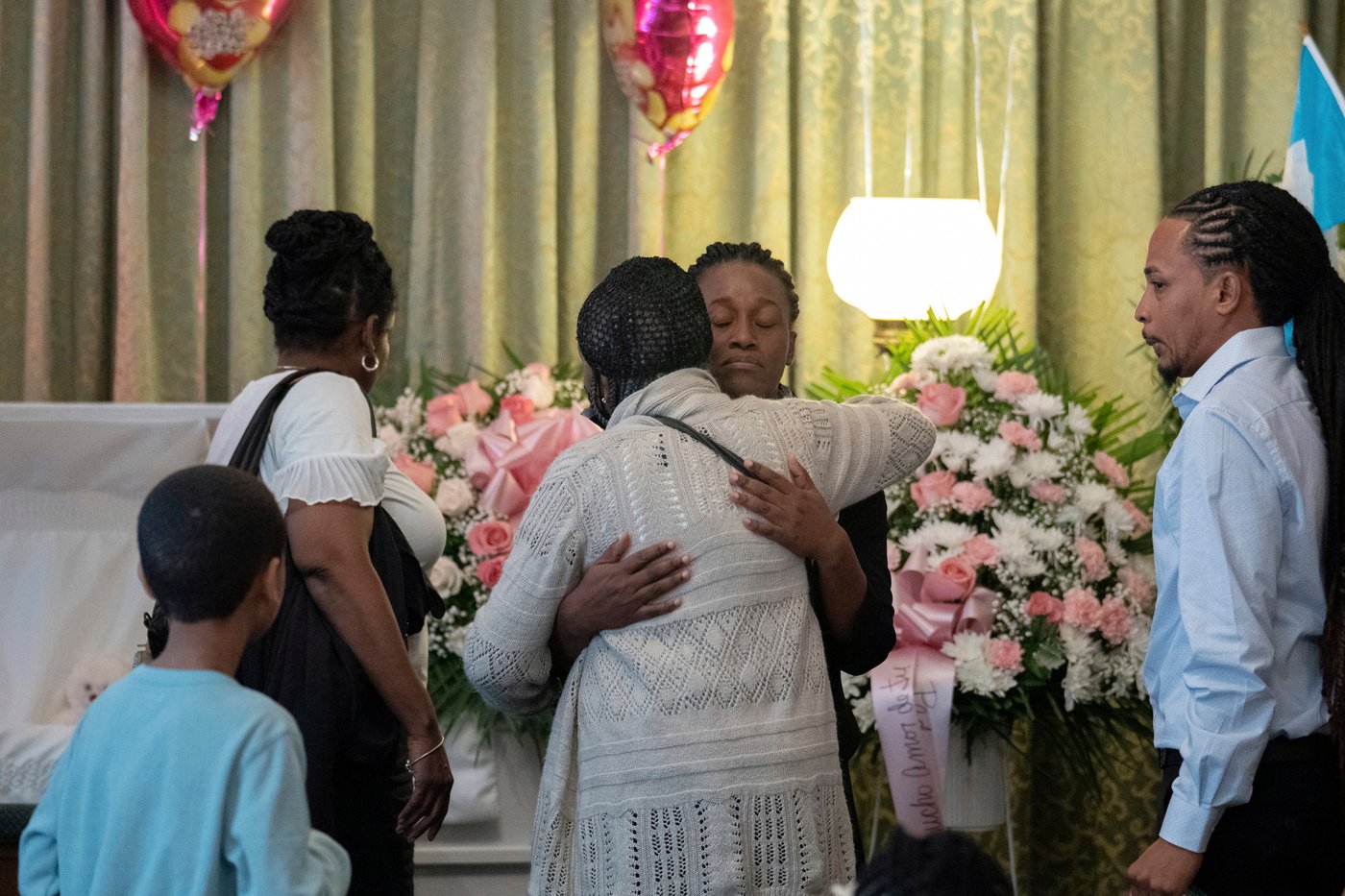 Family sues US over 8-year-old's death in custody after crossing the border | iNFOnews.ca