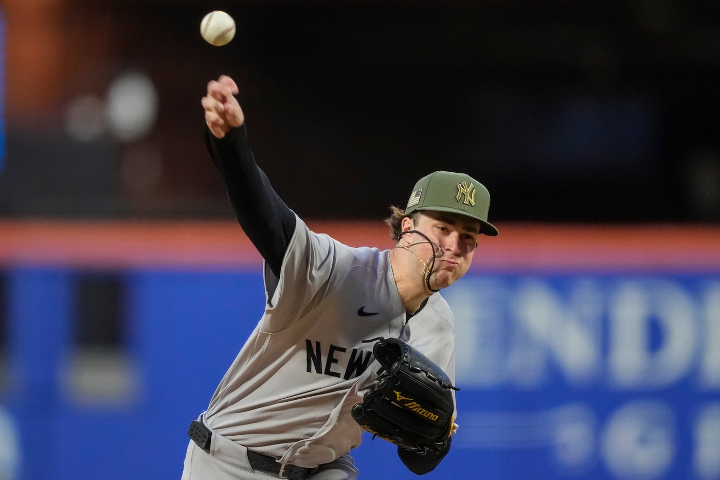 Schlittler, Rice and Chisholm lead Yankees past Mets 5-2 in Subway Series opener | iNFOnews.ca