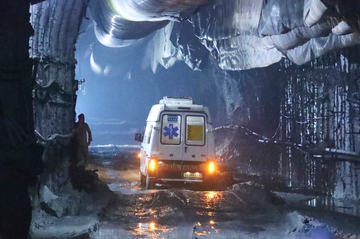 A blast in a tunnel at an Indian hydropower project leaves 12 dead and 13 missing | iNFOnews.ca