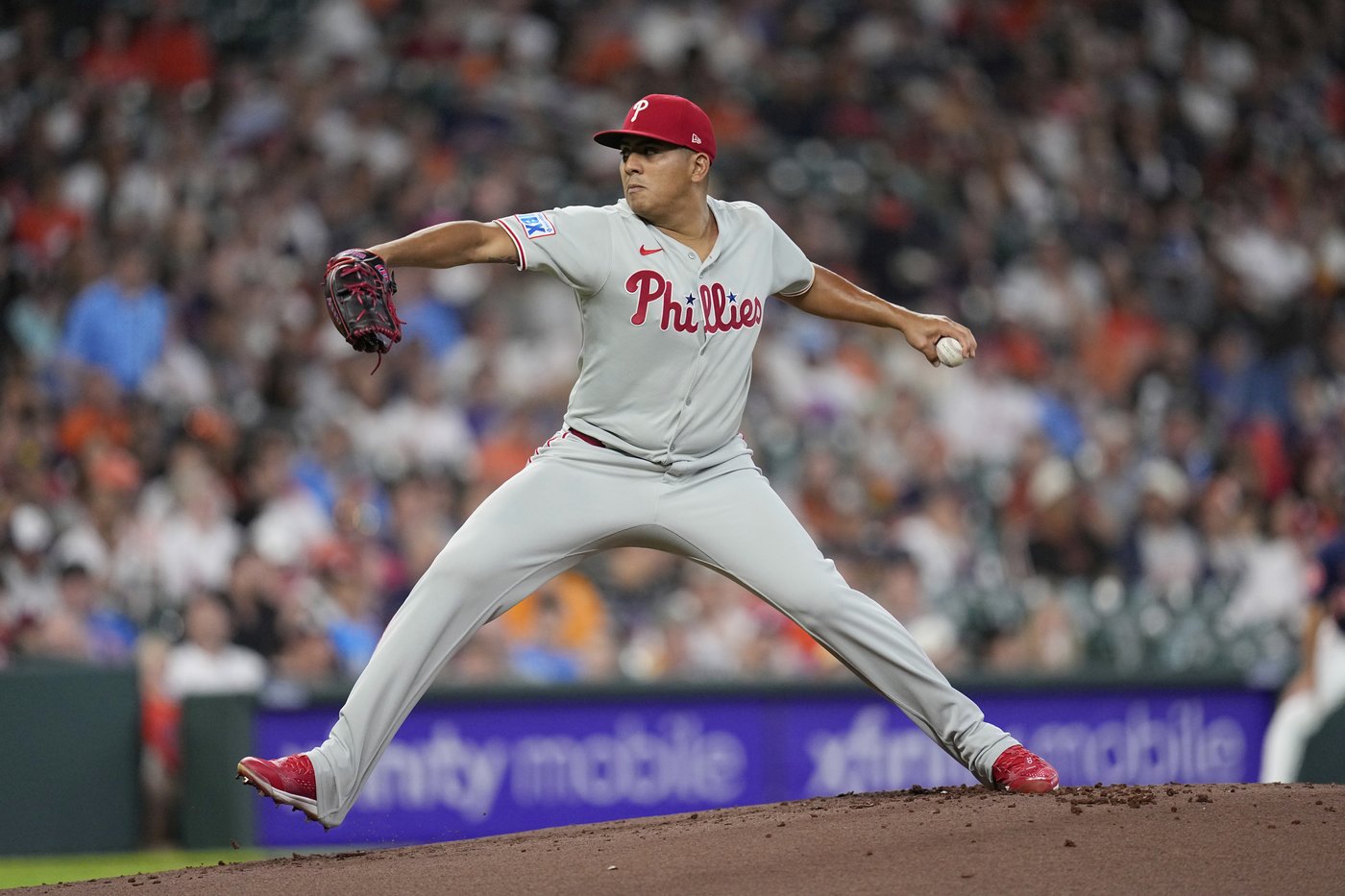 Hummel's solo homer in 8th gives Astros win over Phillies | iNFOnews.ca Hummel's solo homer in 8th gives Astros win over Phillies | iNFOnews.ca