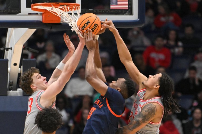 Thomas, Lewis help No. 15 Virginia beat Ohio State 70-66 in Nashville | iNFOnews.ca