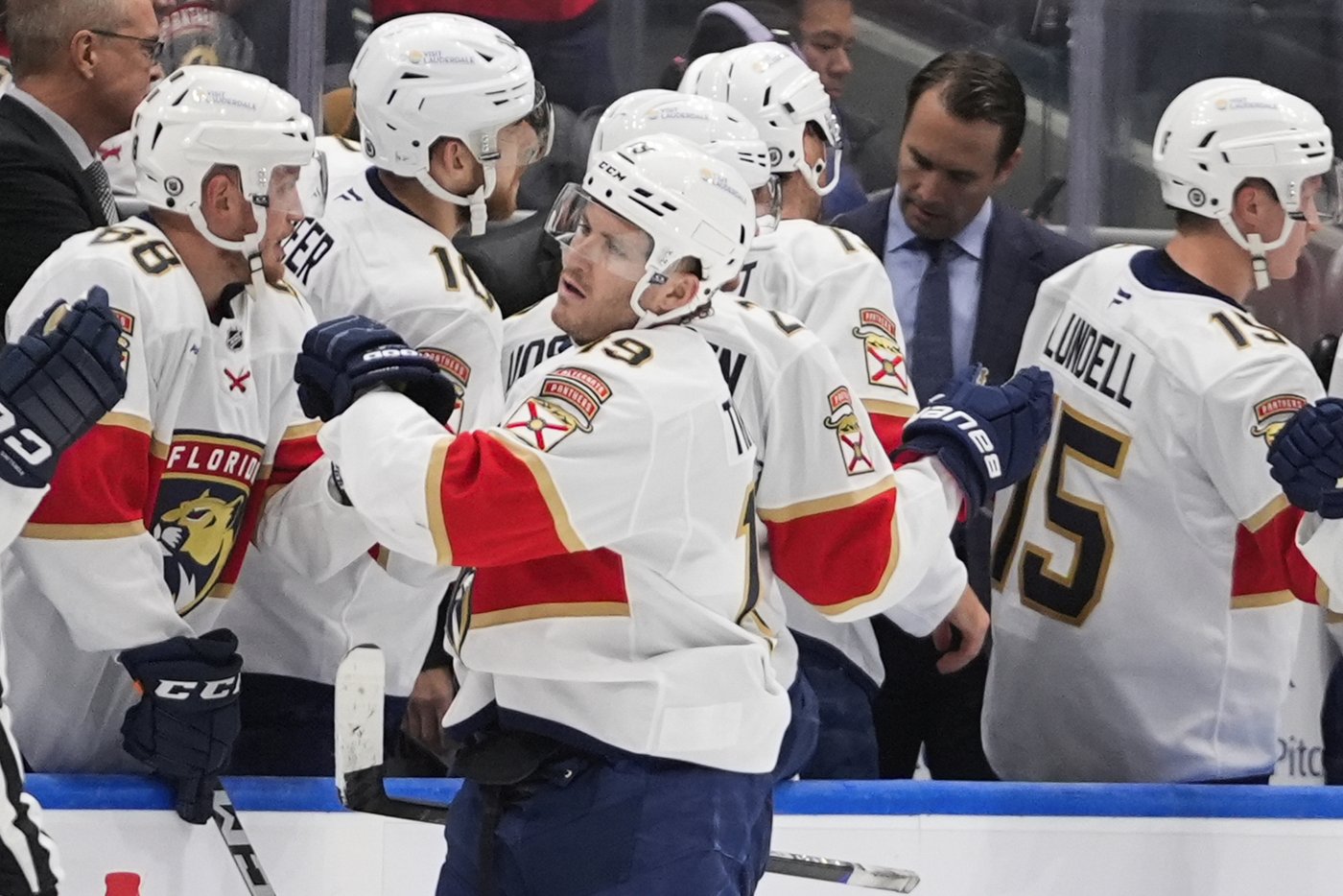 Tkachuk, Bennett help Panthers rally to beat Islanders 6-3 | iNFOnews.ca Tkachuk, Bennett help Panthers rally to beat Islanders 6-3 | iNFOnews.ca