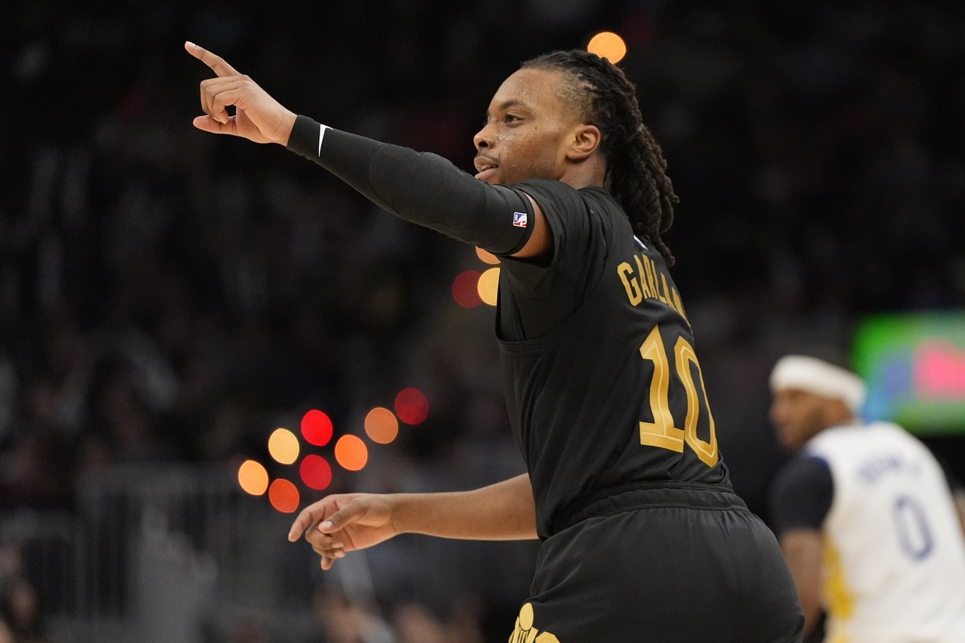 Perfect 10: High-scoring Cavaliers extend best start in team history under new coach Kenny Atkinson | iNFOnews.ca