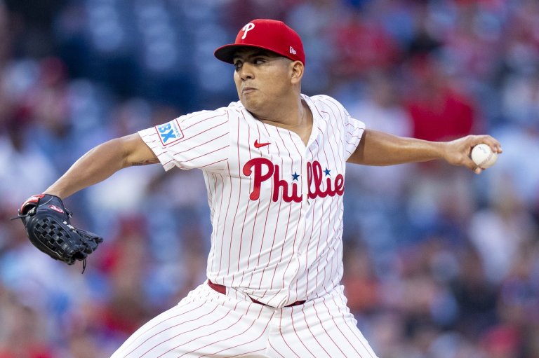 Schwarber hits 50th homer and Suárez strikes out 12 as Phillies extend lead over Mets with 9-3 win | iNFOnews.ca